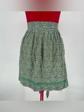 Vintage Green Floral Mid Century Patterned Tie Waist Apron W/ Pockets